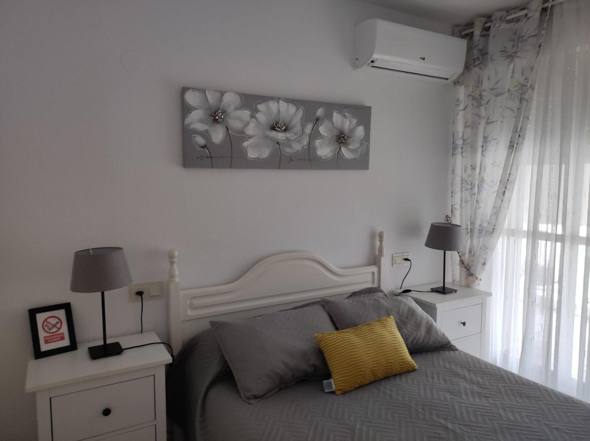 פואנגירולה Apartamento Al Lado De La Playa מראה חיצוני תמונה